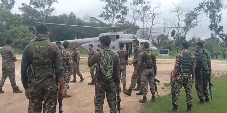 बोकारो में सुरक्षाबलों और नक्सलियों ने मुठभेड़, दो नक्सली ढेर, एक जवान शहीद