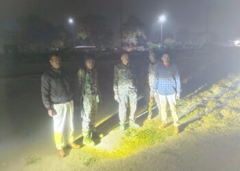 अड्डाबाजी के खिलाफ धनबाद पुलिस का अभियान, देर रात तक हुई सघन छापेमारी